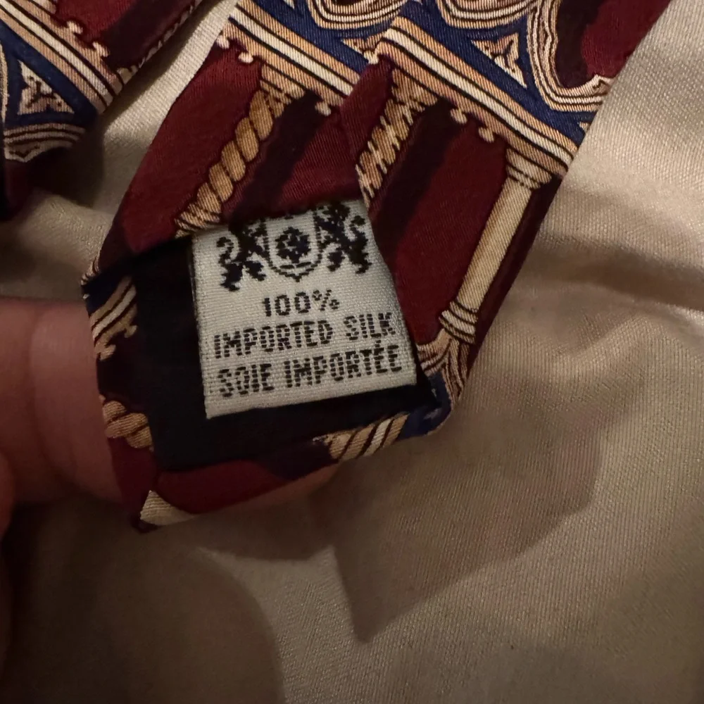 Assorted Patterned Ties Collection - Picture 14 of 16
